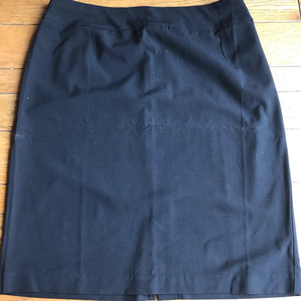 Woman’s Black pencil skirt